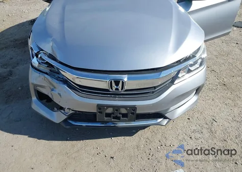 2017 Honda Accord Lx z USA, uszkodzony, nr VIN 1HGCR2F30HA288058